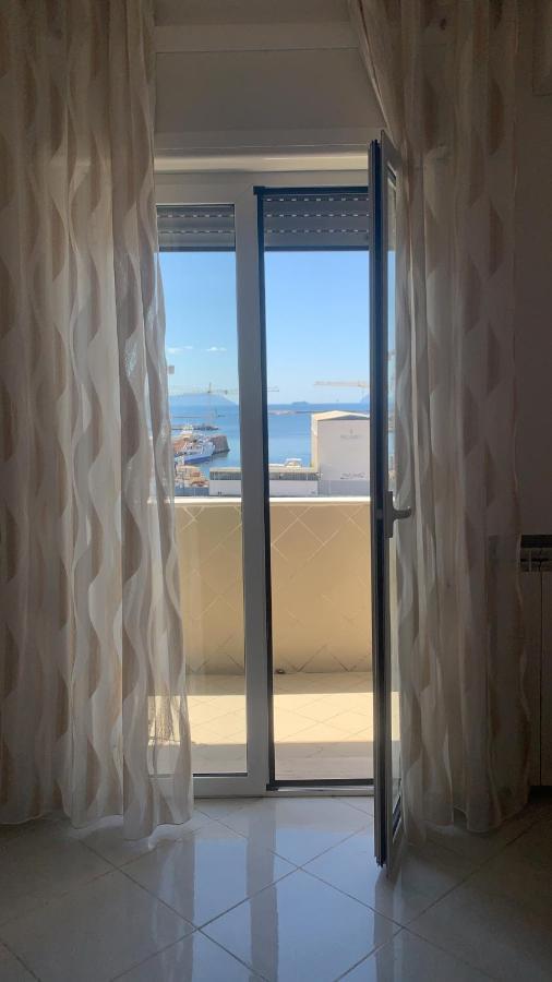 Апартаменты La Casetta Vista Mare Неаполь Экстерьер фото
